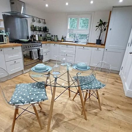 This Must Be The Place Broadstairs Εξωτερικό φωτογραφία
