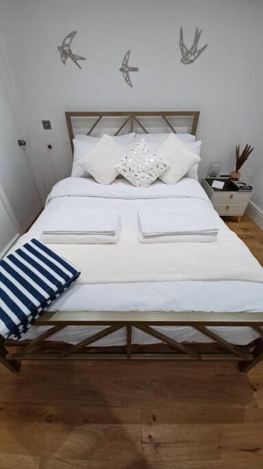 This Must Be The Place Broadstairs Εξωτερικό φωτογραφία